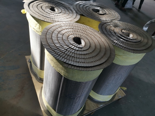 OEM SS304 हेरिंगबोन कन्वेयर बेल्ट खाद्य सुरक्षित