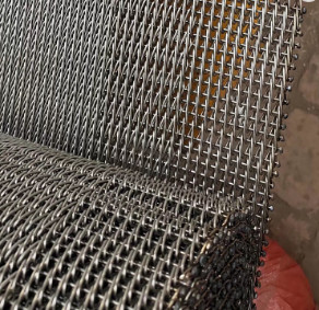 ओवन के लिए खाद्य ग्रेड डायमंड मेष स्टील मेष शीट कन्वेयर बेल्ट