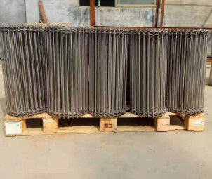 कस्टमाइज्ड चौड़ाई स्टेनलेस स्टील कन्वेयर बेल्ट स्पाइरल पिच कस्टमाइज्ड टिकाऊ औद्योगिक सामग्री हैंडलिंग समाधान